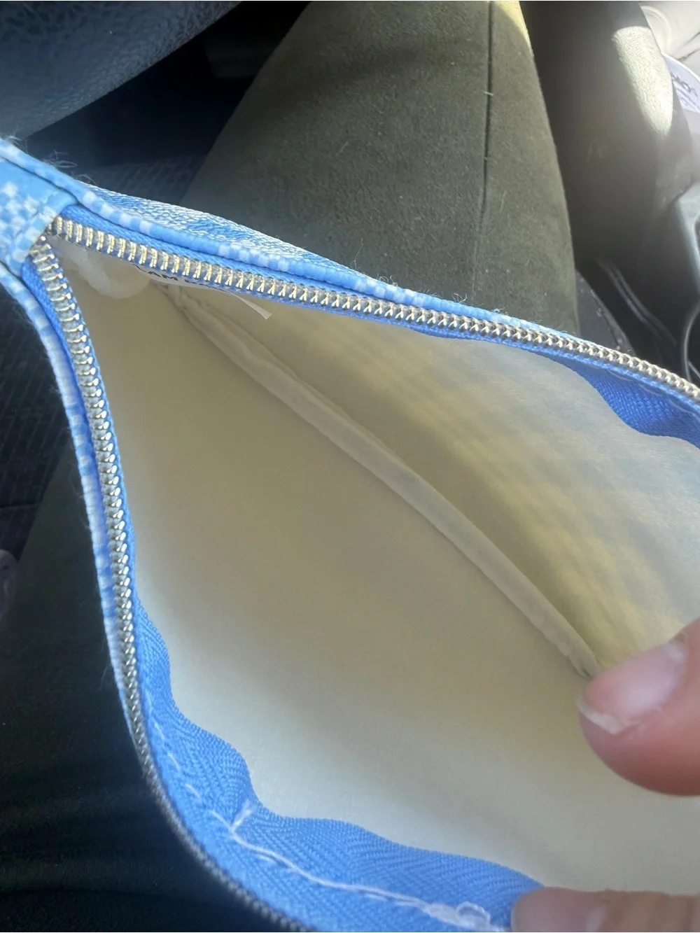 💙 4/$20 Ipsy Blue White Checked Cosmetics Bag
